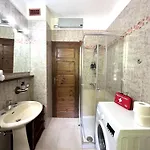아파트 Guja